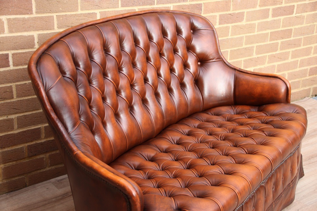 Wade Vintage Chesterfield Sofa - Image 11