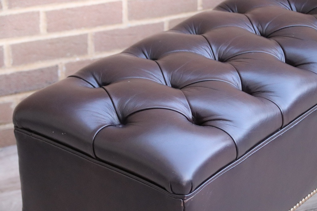 Chesterfield Bench - Image 6