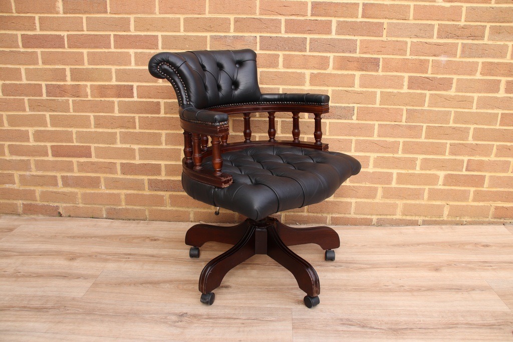 Chesterfield Captains Chair - Image 5