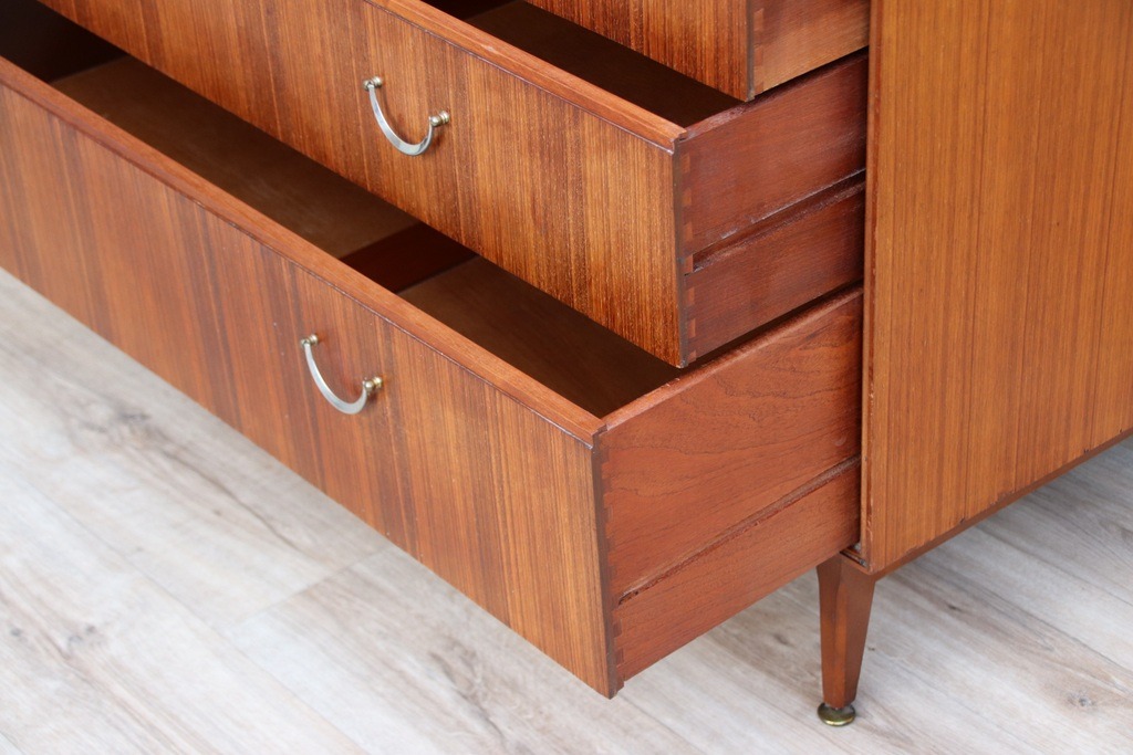 Meredew Chest of Drawers - Image 7