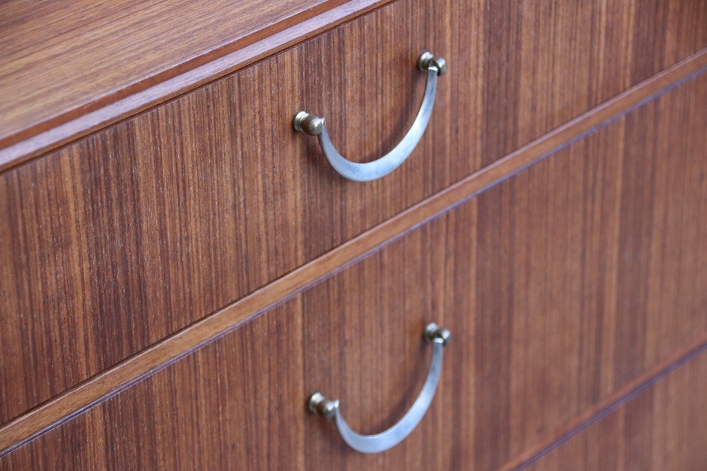 Meredew Chest of Drawers - Image 17