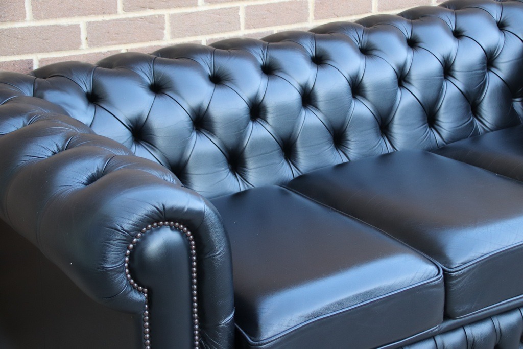 Chesterfield Sofa - Image 3