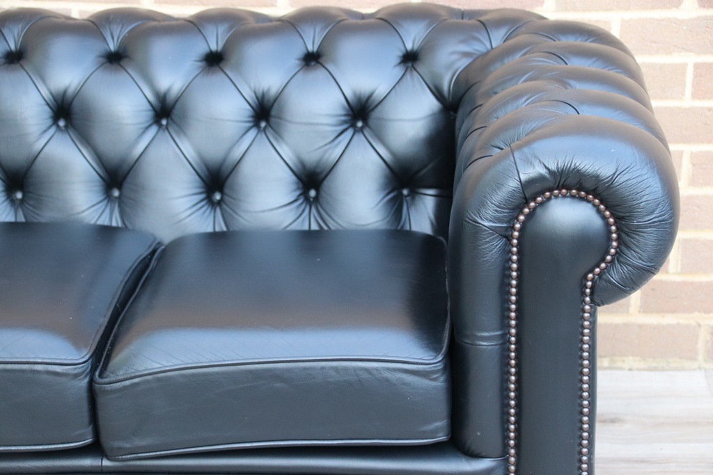 Chesterfield Sofa - Image 6