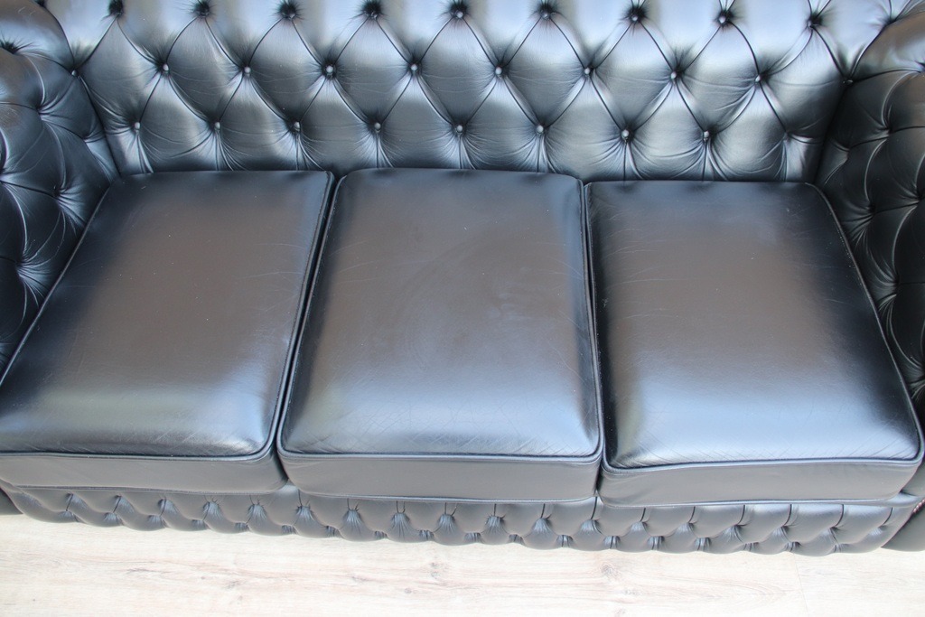 Chesterfield Sofa - Image 8