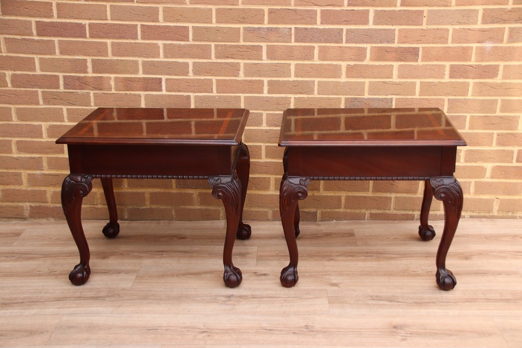 Pair of Thomasville Bedside Tables - Image 12