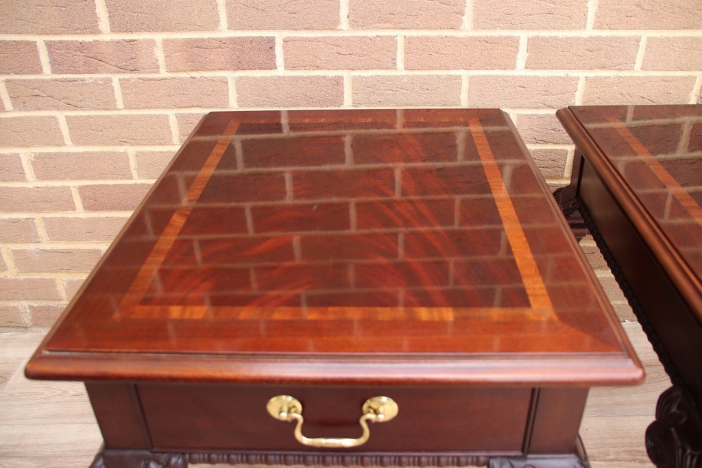 Pair of Thomasville Bedside Tables - Image 17