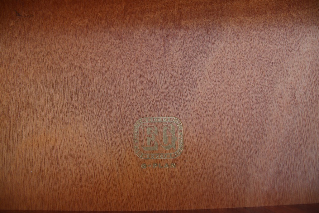 G Plan E-Gomme Chest of Drawers - Image 10