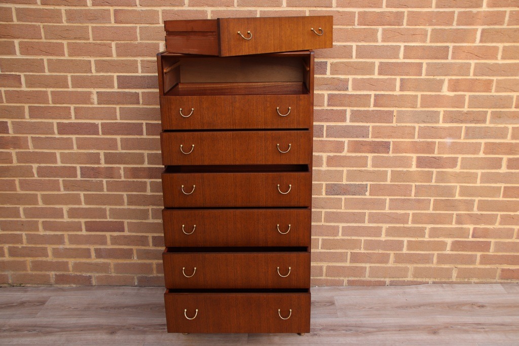 G Plan E-Gomme Chest of Drawers - Image 11