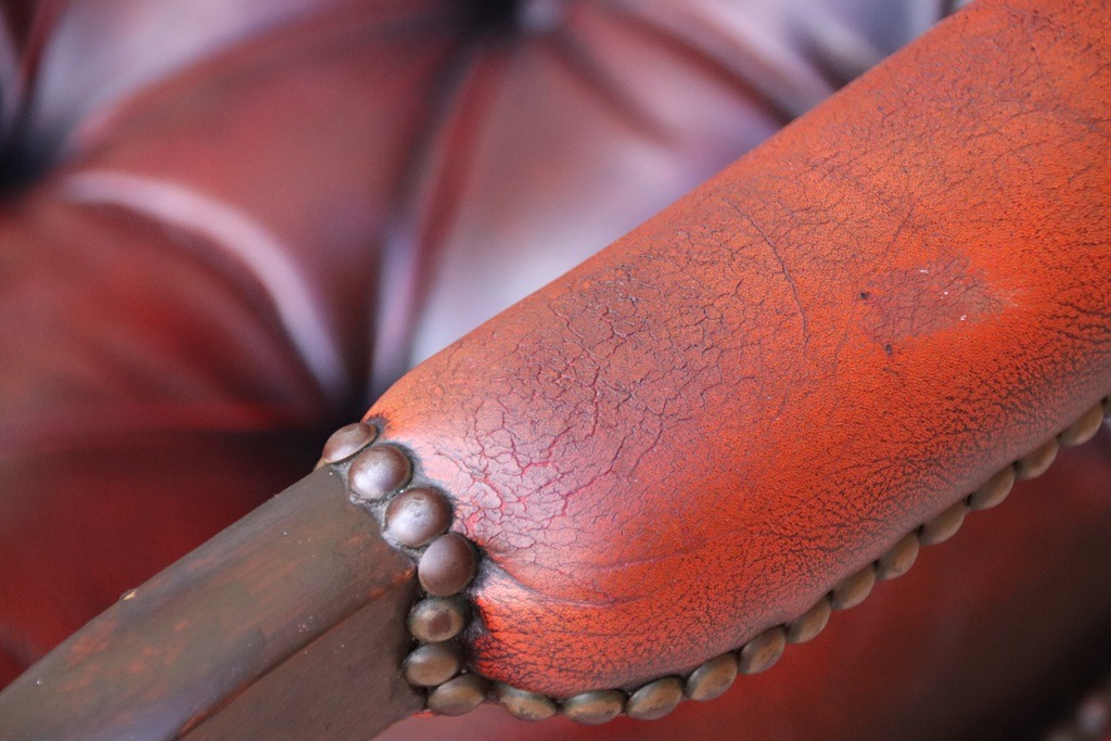 Chesterfield Vintage Rocking Chair - Image 13