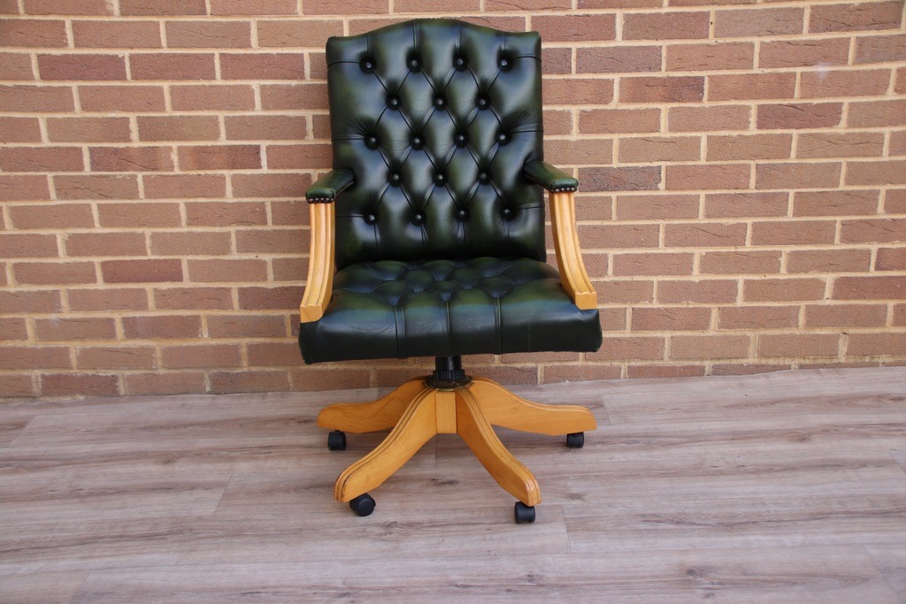 Gainsborough Chesterfield Chair - Image 2