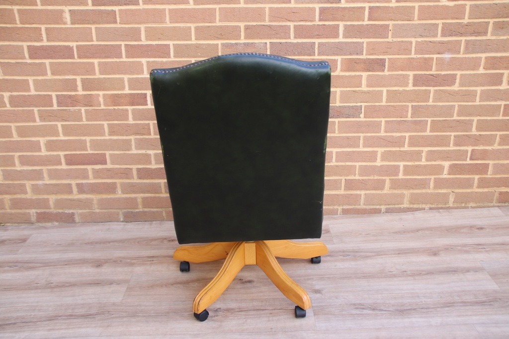 Gainsborough Chesterfield Chair - Image 4