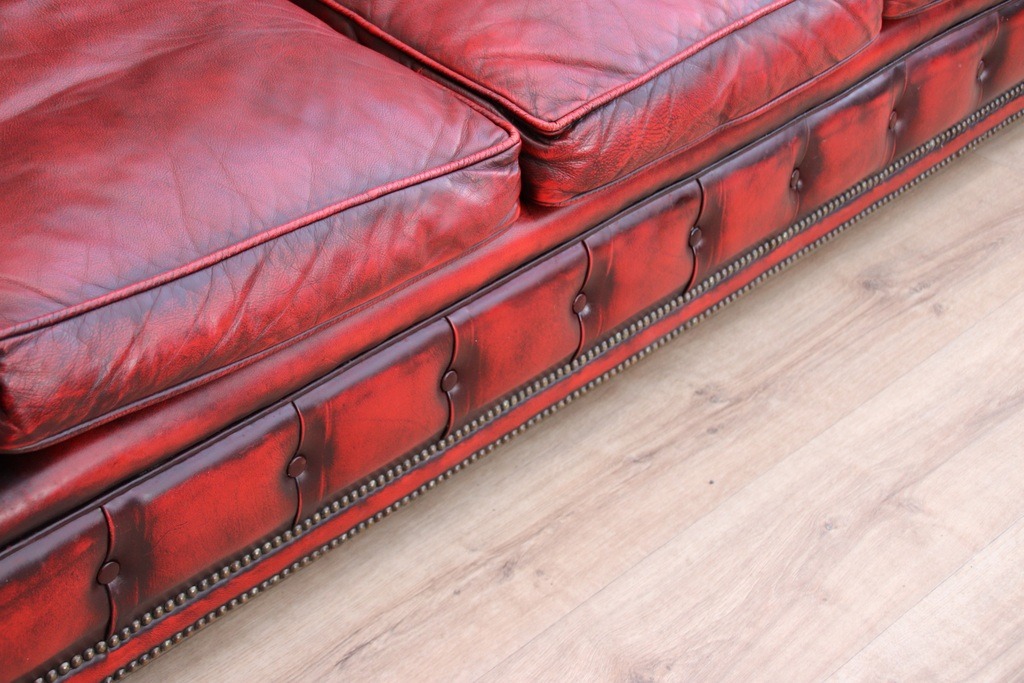 Chesterfield Vintage Sofa - Image 9