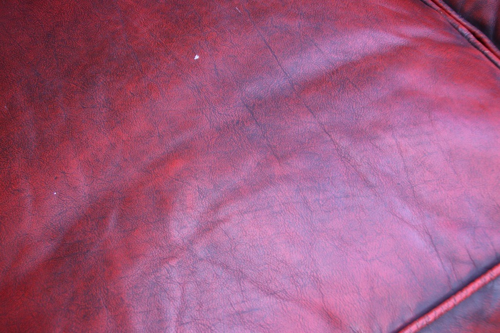Chesterfield Vintage Sofa - Image 14