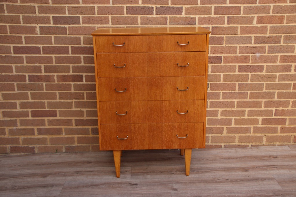 Mid-Century Oak Chest of Drawers - Image 2