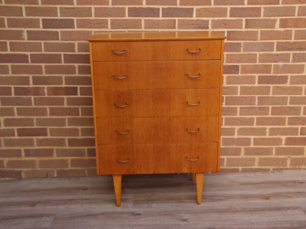 Mid-Century Oak Chest of Drawers