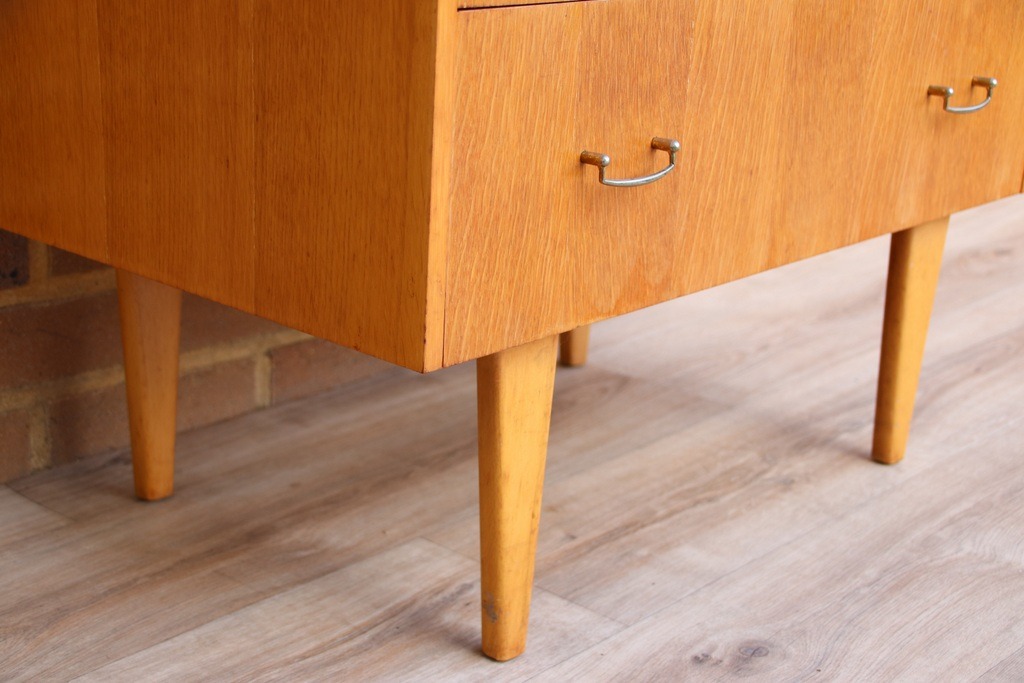 Mid-Century Oak Chest of Drawers - Image 18