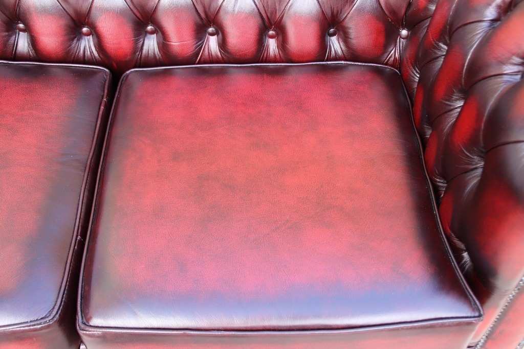Chesterfield Ox Blood Sofa - Image 12