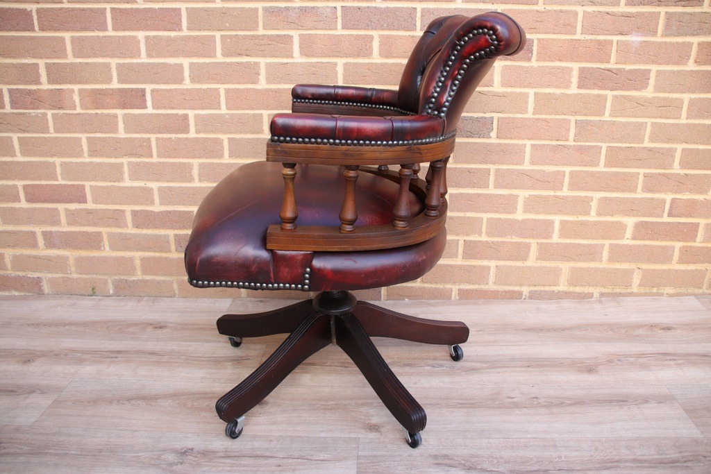 Chesterfield Vintage Ox Blood Captains Chair - Image 4