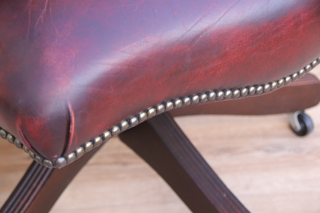 Chesterfield Vintage Ox Blood Captains Chair - Image 9