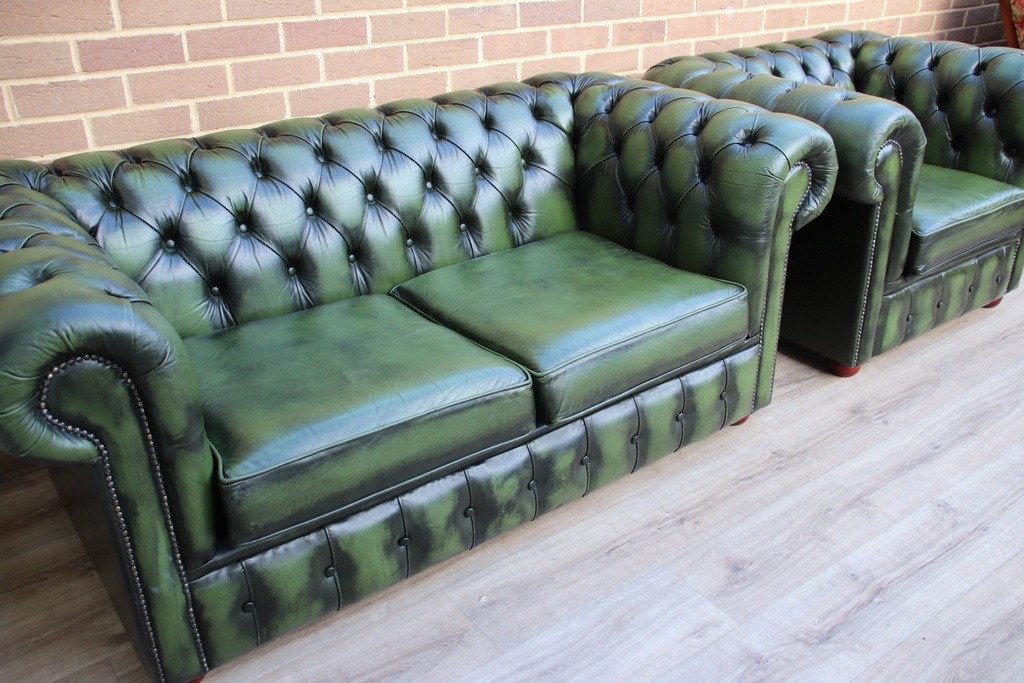 Chesterfield Suite - Image 2