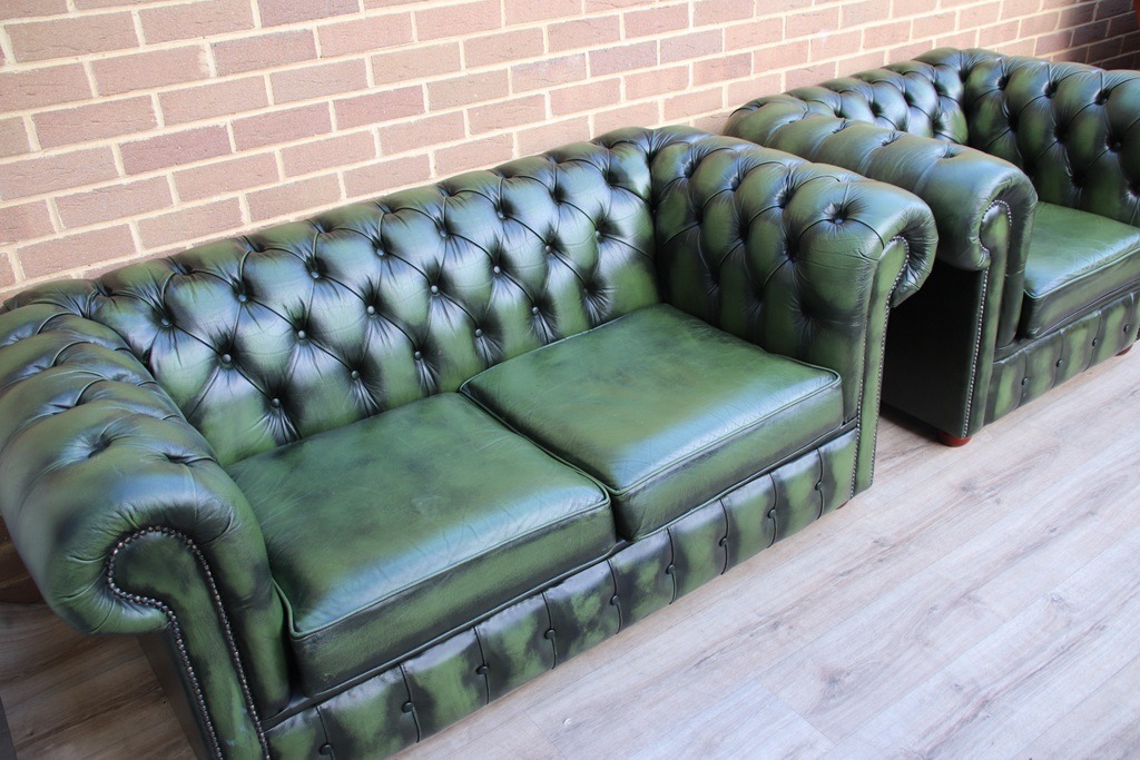Chesterfield Suite - Image 3