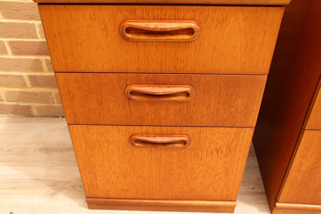 Meredew Bedside Tables - Image 13
