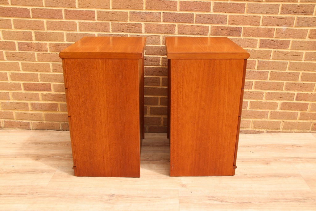 Meredew Bedside Tables - Image 20