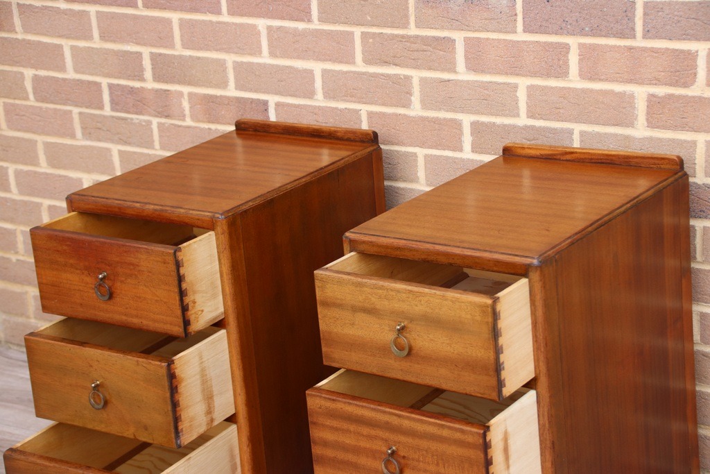 Pair of Mid-Century Oak Bedside Tables - Image 9