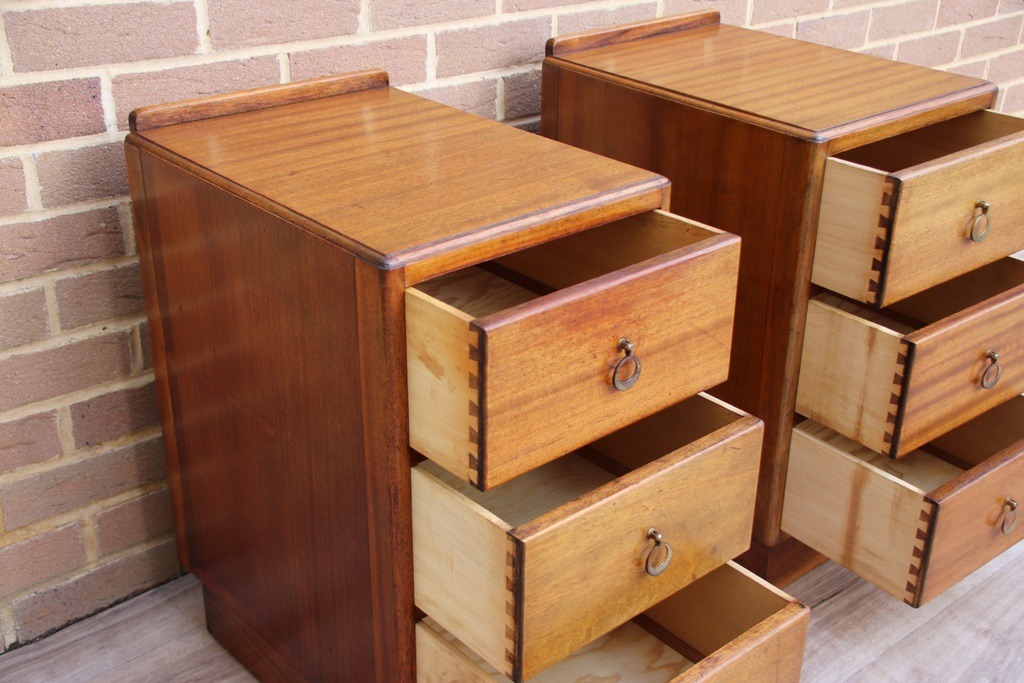 Pair of Mid-Century Oak Bedside Tables - Image 11