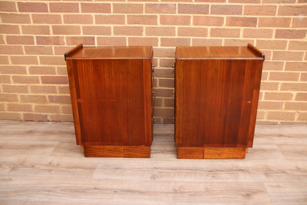 Pair of Mid-Century Oak Bedside Tables - Image 16