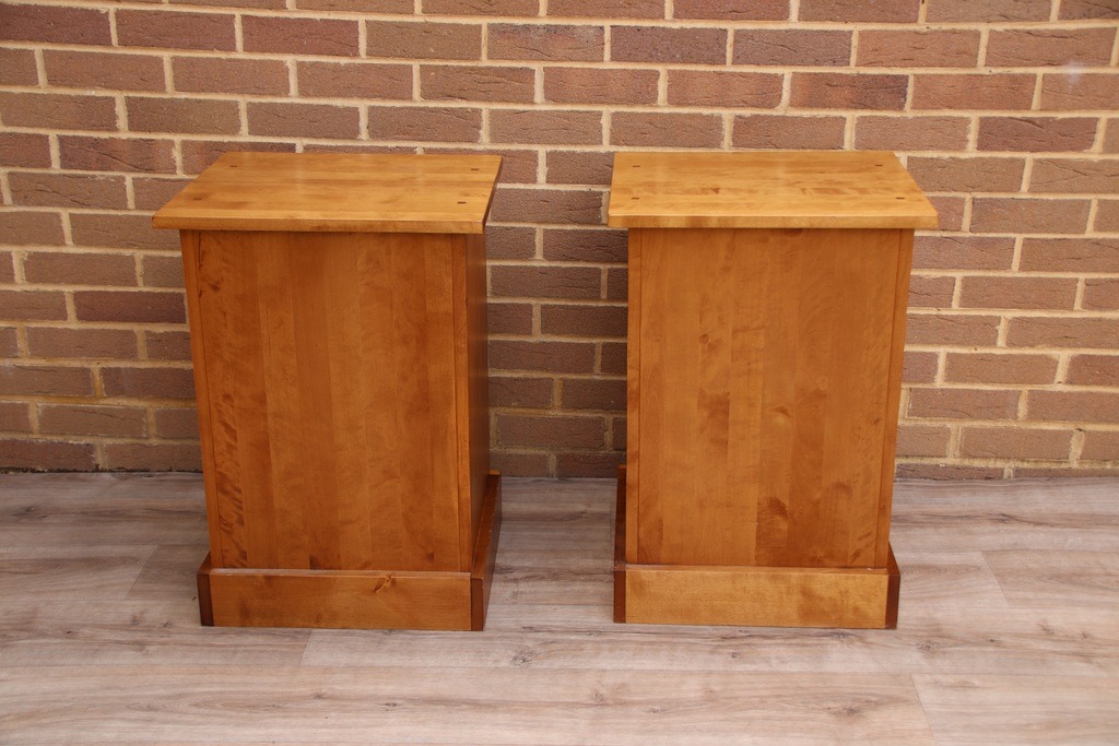 Pair of Laura Ashley Garrat Honey Bedside Tables - Image 8