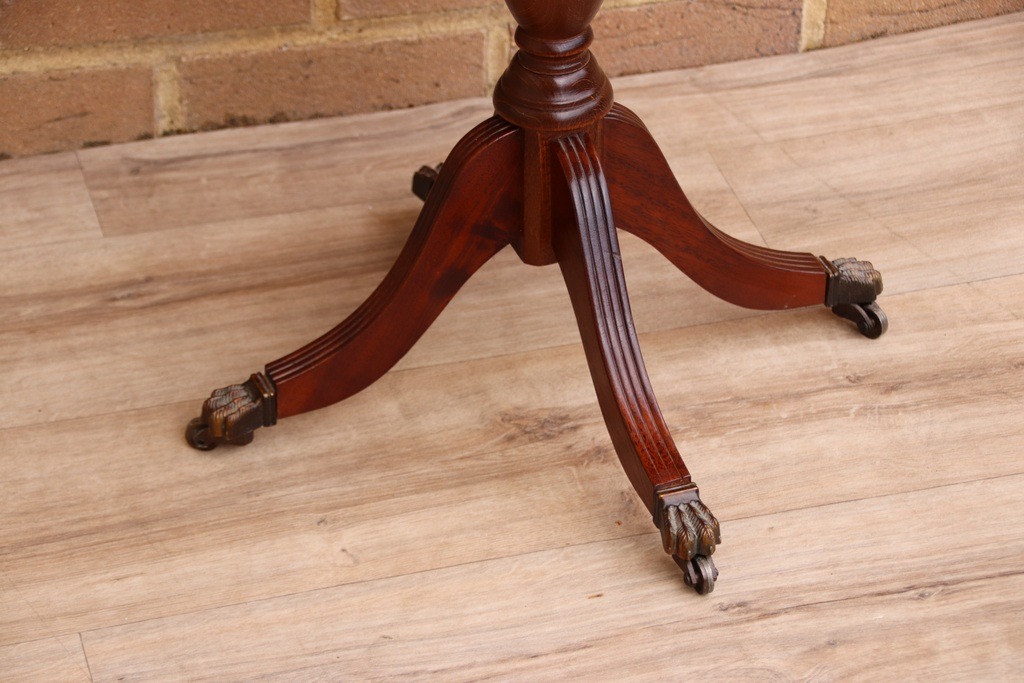 Vintage Side Table  - Image 5