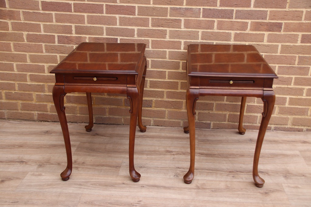 Pair of Queen Anne Mahogany Lamp Tables with Pull-Out Slides - Image 1