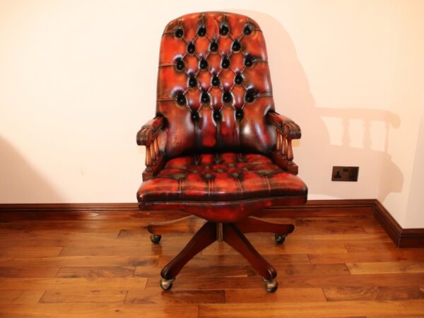 Chesterfield Vintage Executive Chair
