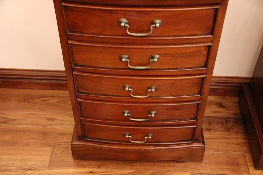 Pair of Solid Wood Bedside Tables - Image 21