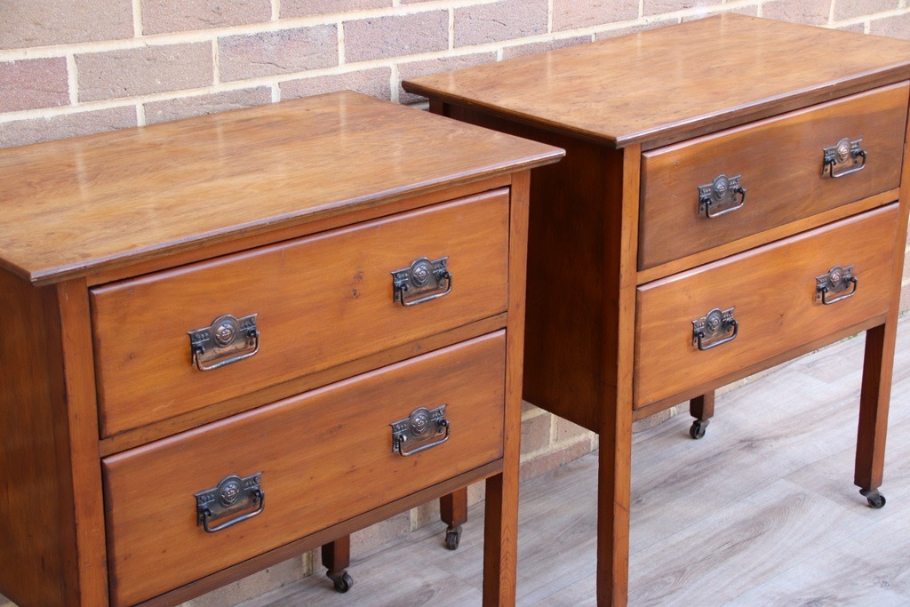 Pair of Edwardian-style Bedside Tables - Image 4