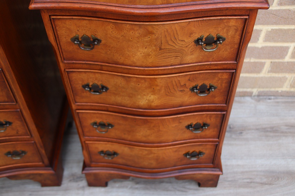 Pair of Walnut Serpentine Bedside Tables - Image 20