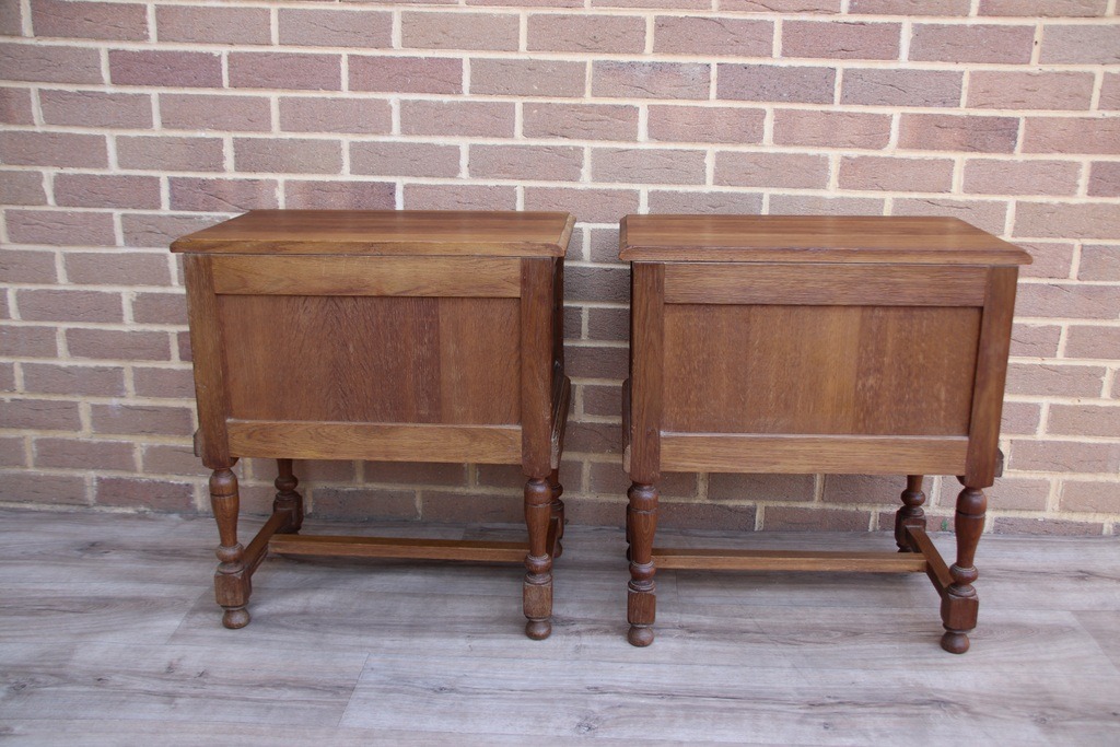 Pair of Oak Vintage Bedside Tables - Image 13