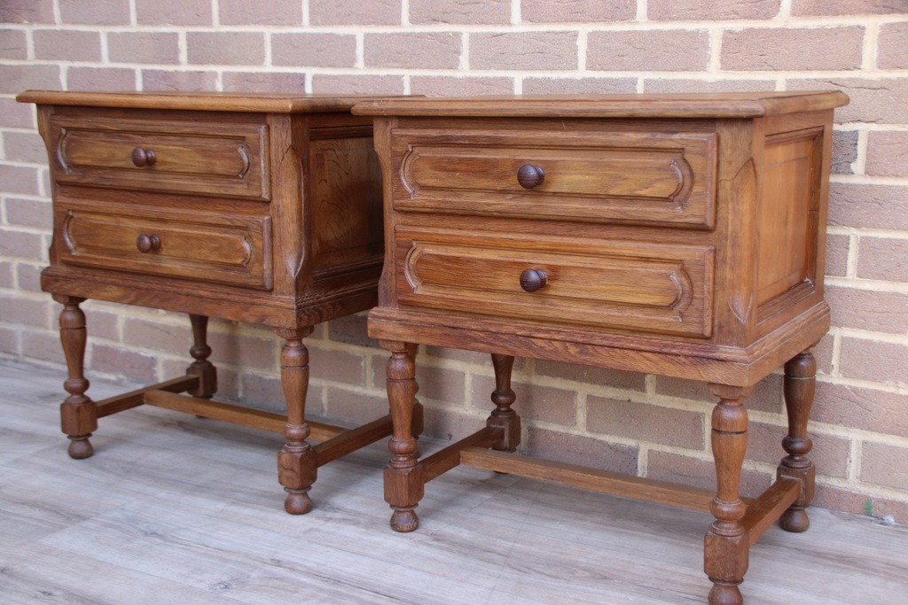 Pair of Oak Vintage Bedside Tables - Image 15