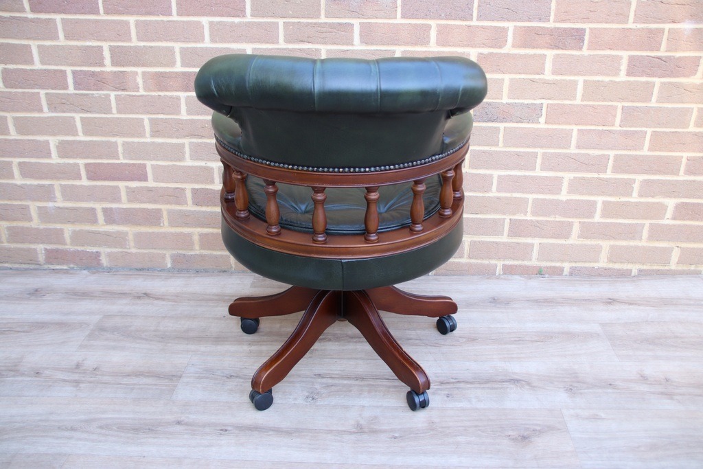 Chesterfield Padded Captains Chair - Image 5