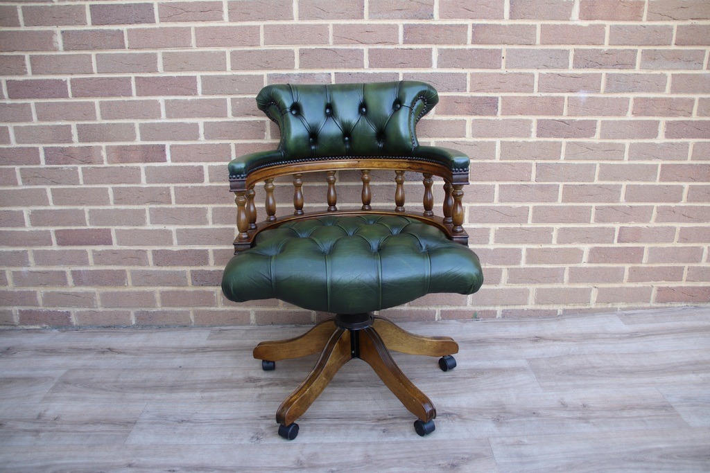Captains Chair - Image 1