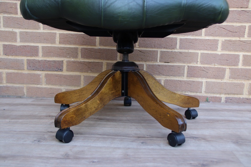 Captains Chair - Image 14