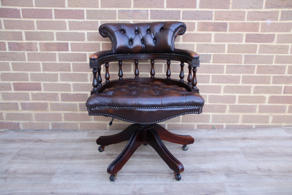 Chesterfield Vintage Captains Chair - Image 1