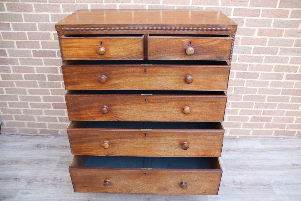 Victorian Antique Chest of Drawers - Image 10
