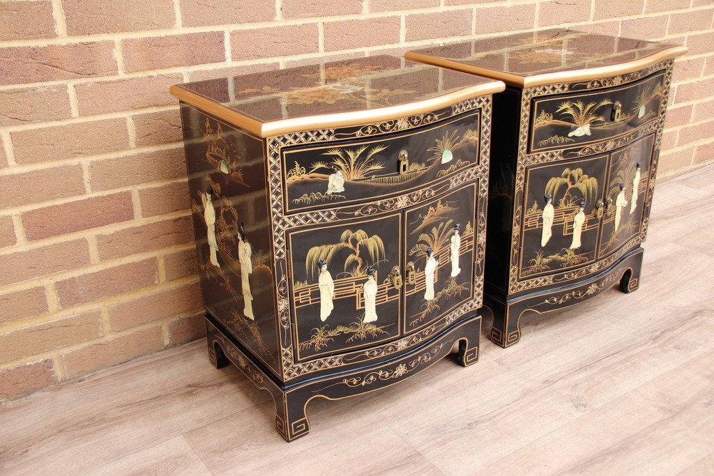 Pair of Chinese-style Bedside Tables - Image 3