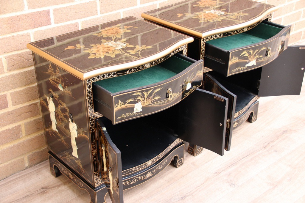 Pair of Chinese-style Bedside Tables - Image 6