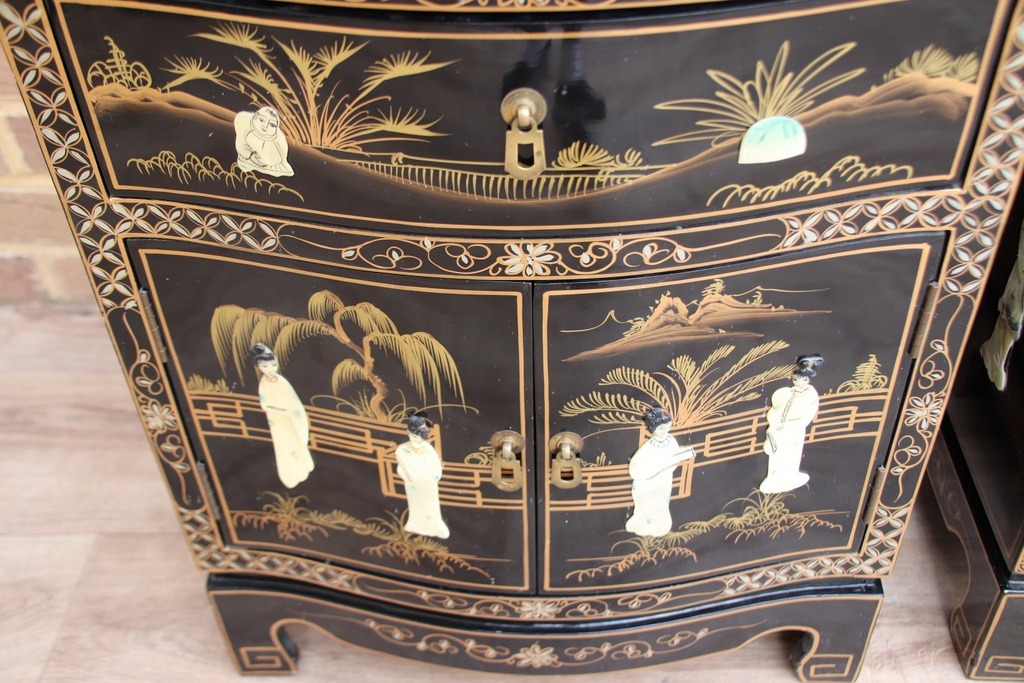 Pair of Chinese-style Bedside Tables - Image 9