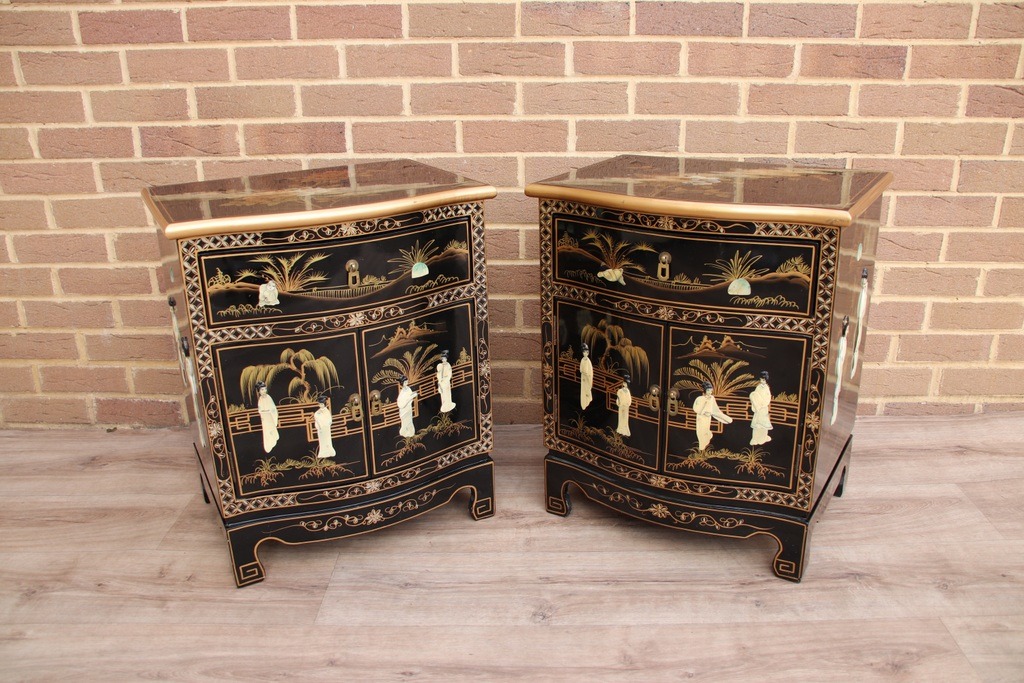 Pair of Chinese-style Bedside Tables - Image 11