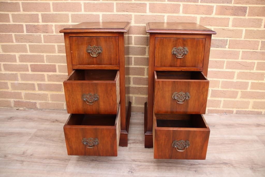 Pair of Vintage Bedside Tables - Image 5