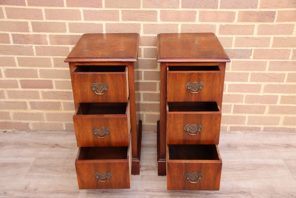 Pair of Vintage Bedside Tables - Image 7